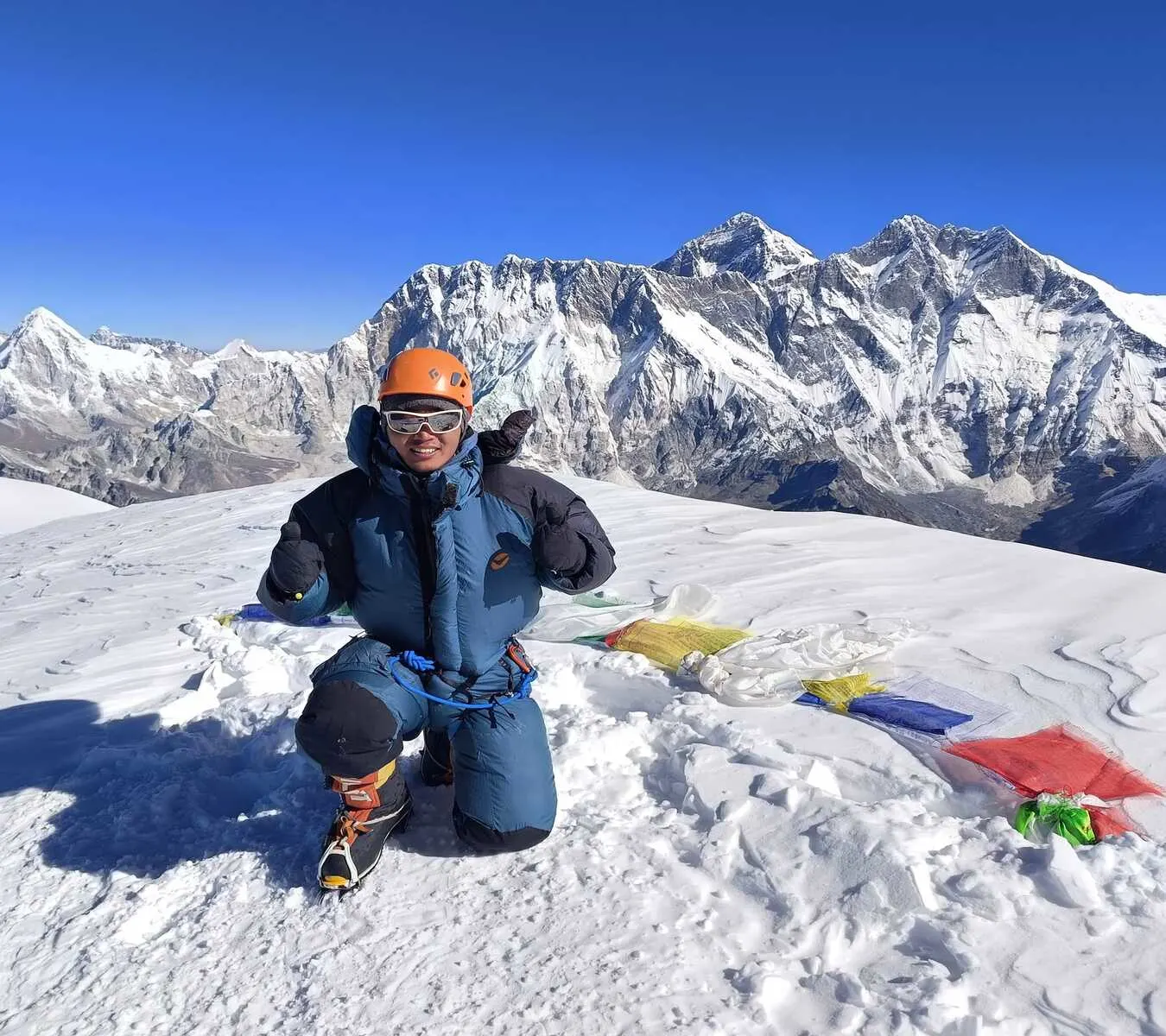 ama-dablam-climbing-route